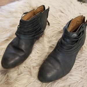 Clarks Bootie